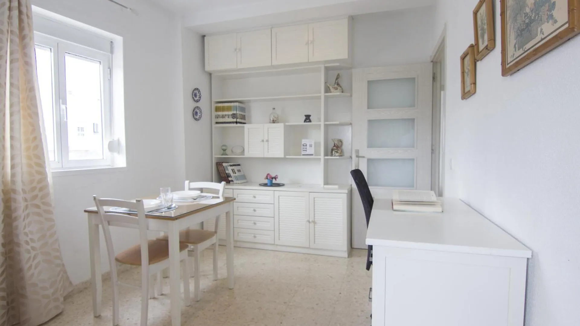 Rentalsevilla Plaza Del Zurraque Apartment Seville