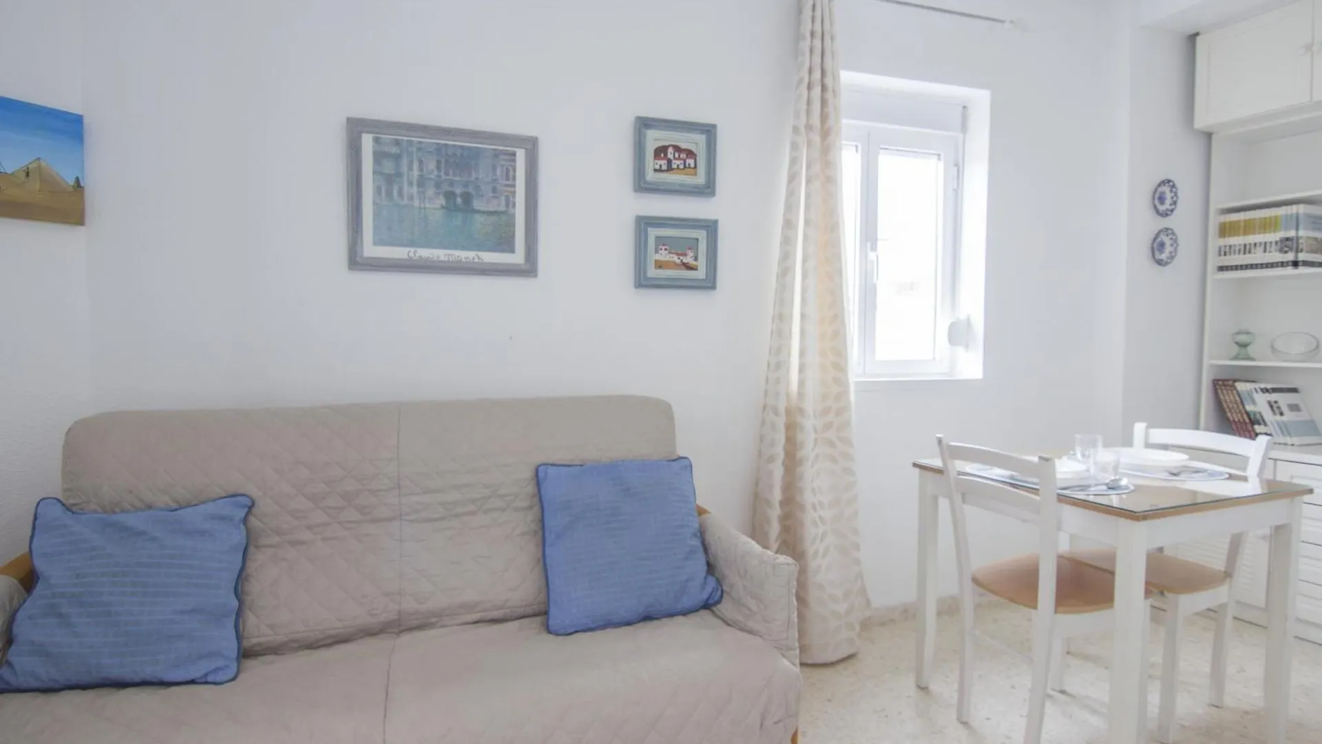 Rentalsevilla Plaza Del Zurraque Apartment Seville