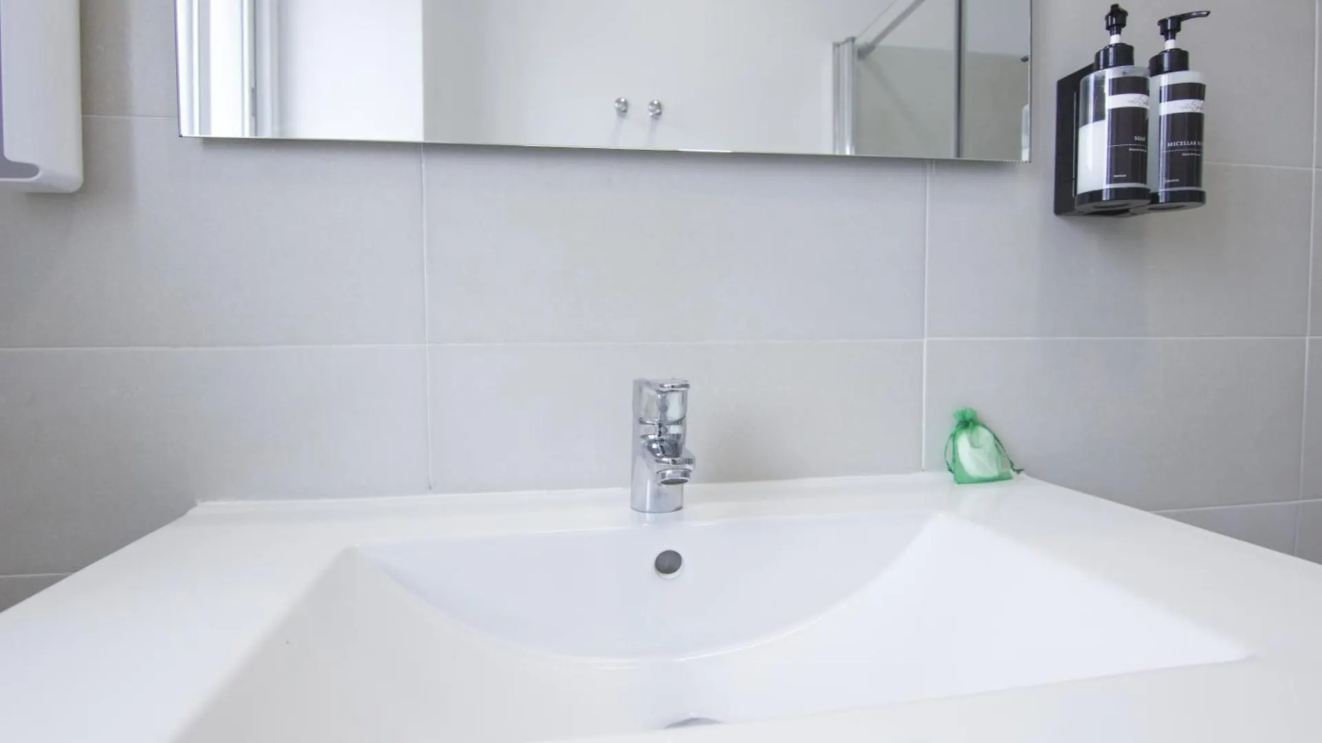 Rentalsevilla Plaza Del Zurraque 0*, Sevilla